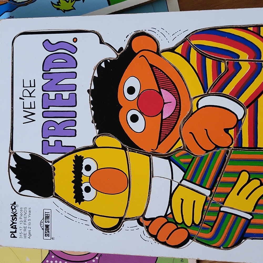 PLAYSKOOL Sesame Street Bert And Ernie Friends 1976 Wooden Puzzle